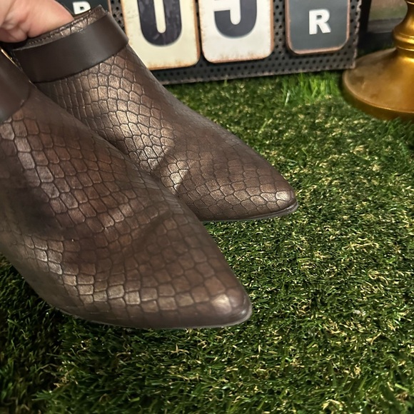 Ankle boots - Picture 5 of 7